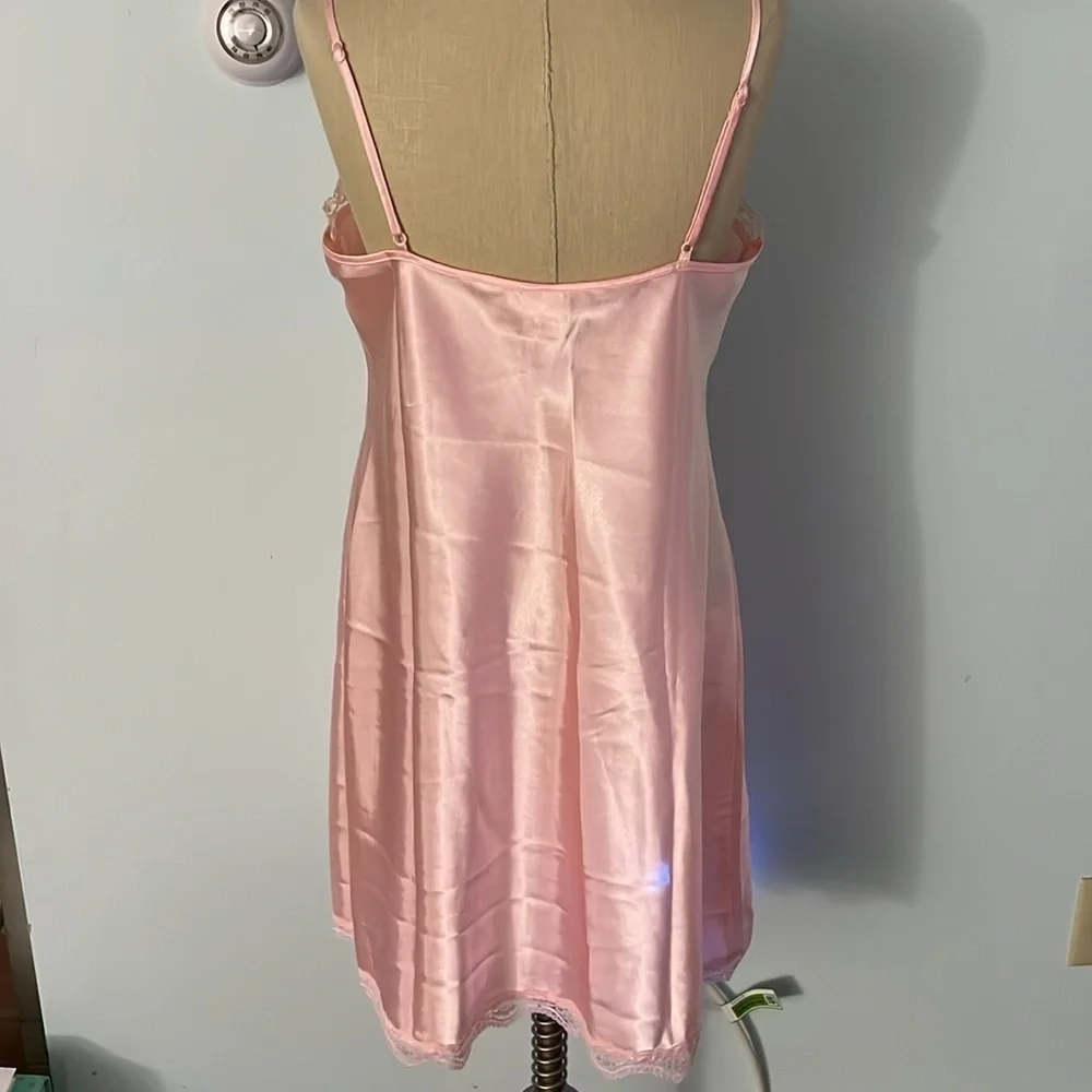 Gilligan & O’Malley Pink Satin Nightie size L